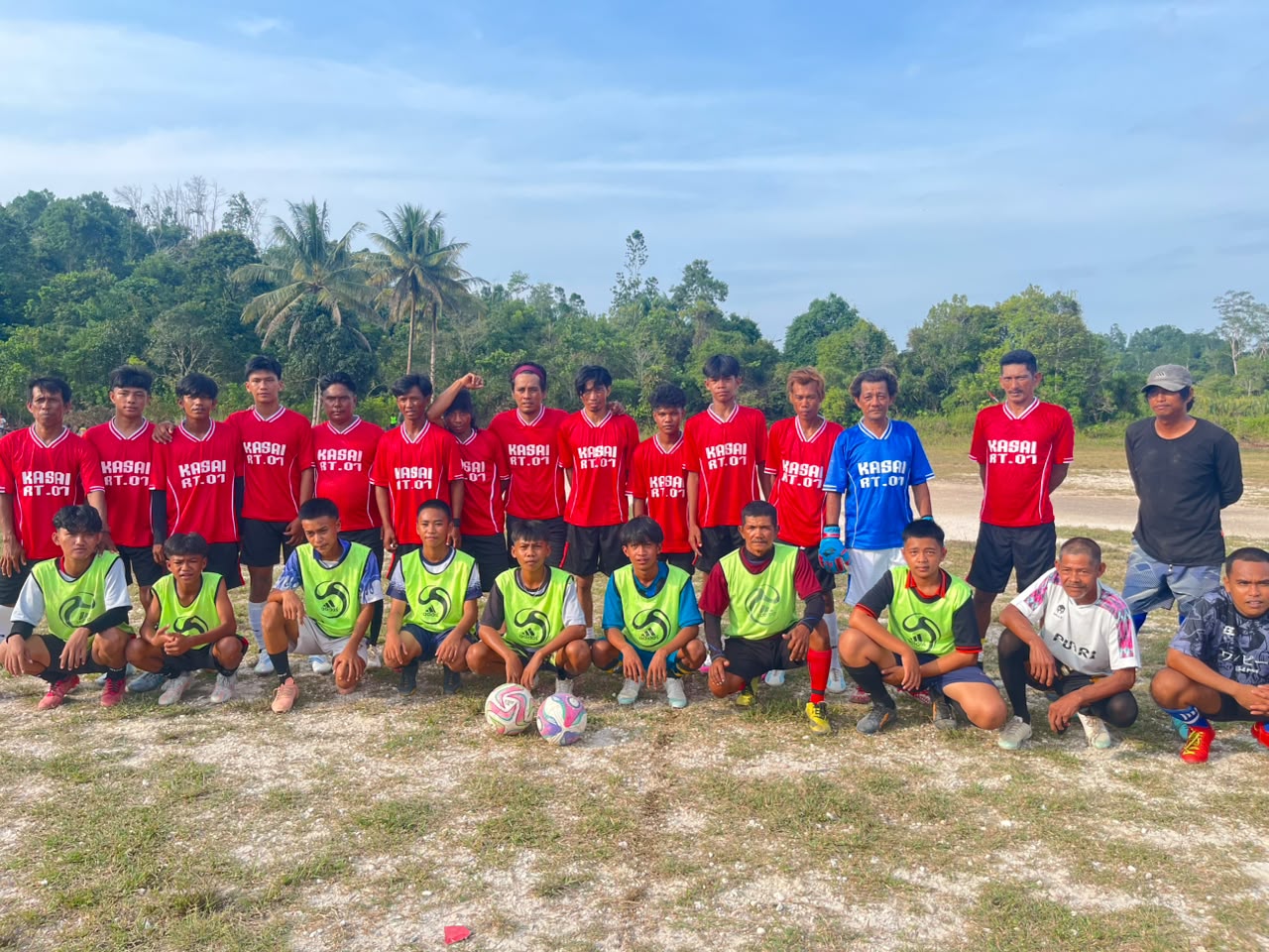 RT 01 B TAKLUKKAN RT 02 DI LAGA PERSAHABATAN ANTAR RT KAMPUNG KASAI KECAMATAN DERAWAN KABUPATEN BERAU PROVINSI KALIMANTAN TIMUR